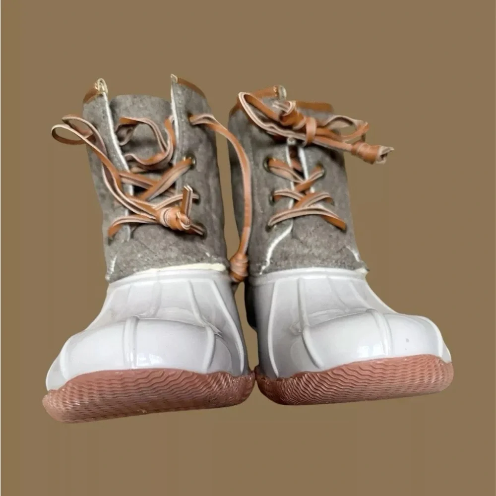 Duck Boots Seven 7 Quilted Goose Wool Duck Boots Beige Women’s 9